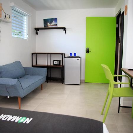 Nomada Beach Hostel- Isla Verde San Juan Luaran gambar