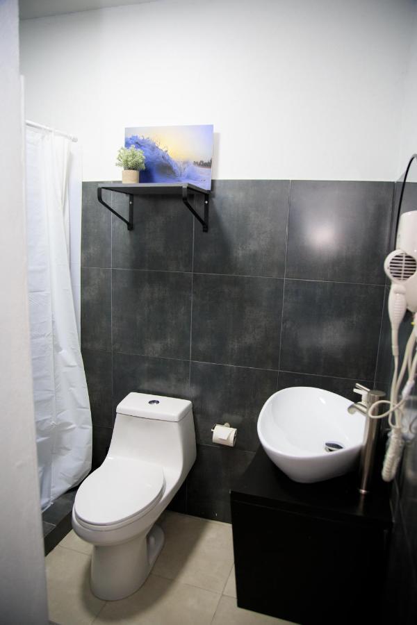 Nomada Beach Hostel- Isla Verde San Juan Luaran gambar