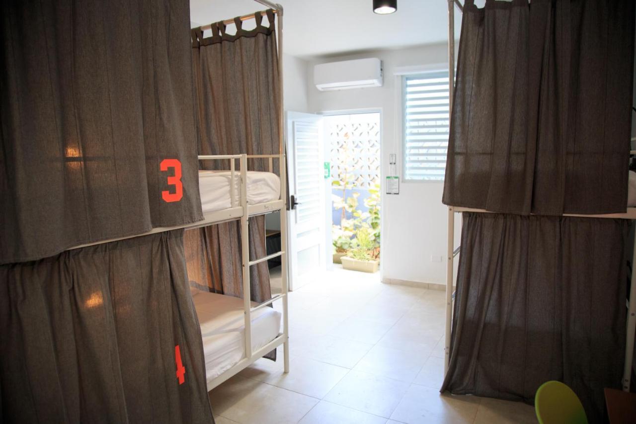 Nomada Beach Hostel- Isla Verde San Juan Luaran gambar