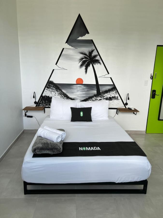Nomada Beach Hostel- Isla Verde San Juan Luaran gambar