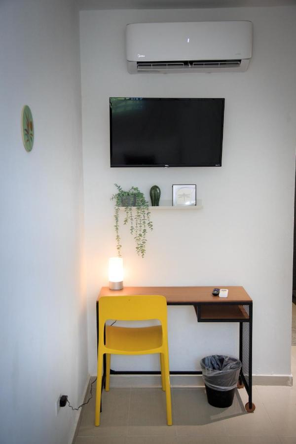 Nomada Beach Hostel- Isla Verde San Juan Luaran gambar