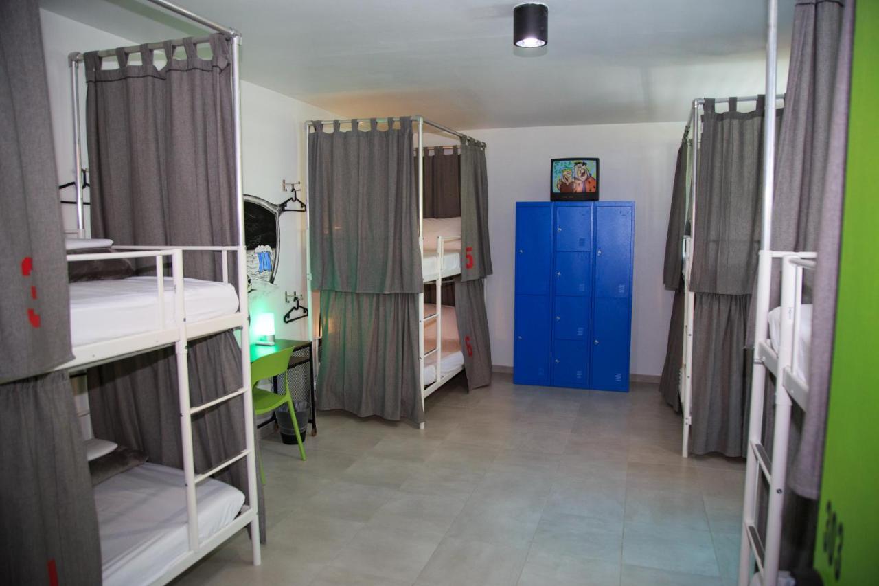 Nomada Beach Hostel- Isla Verde San Juan Luaran gambar