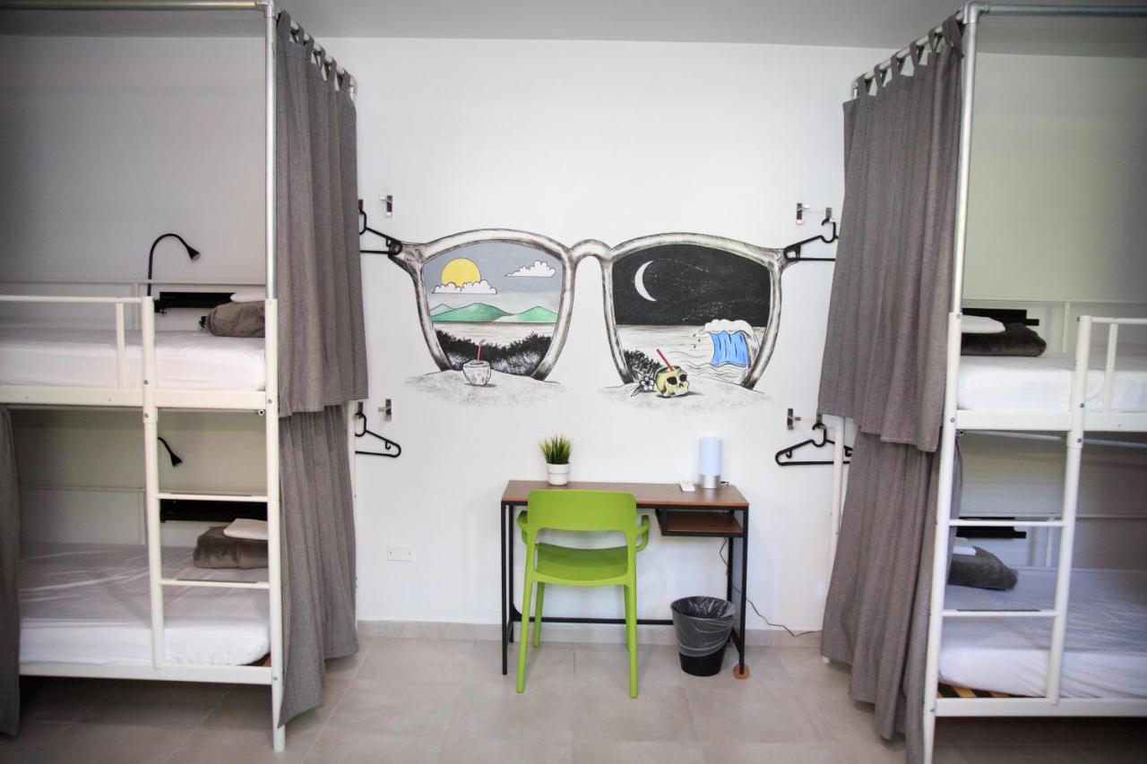 Nomada Beach Hostel- Isla Verde San Juan Luaran gambar